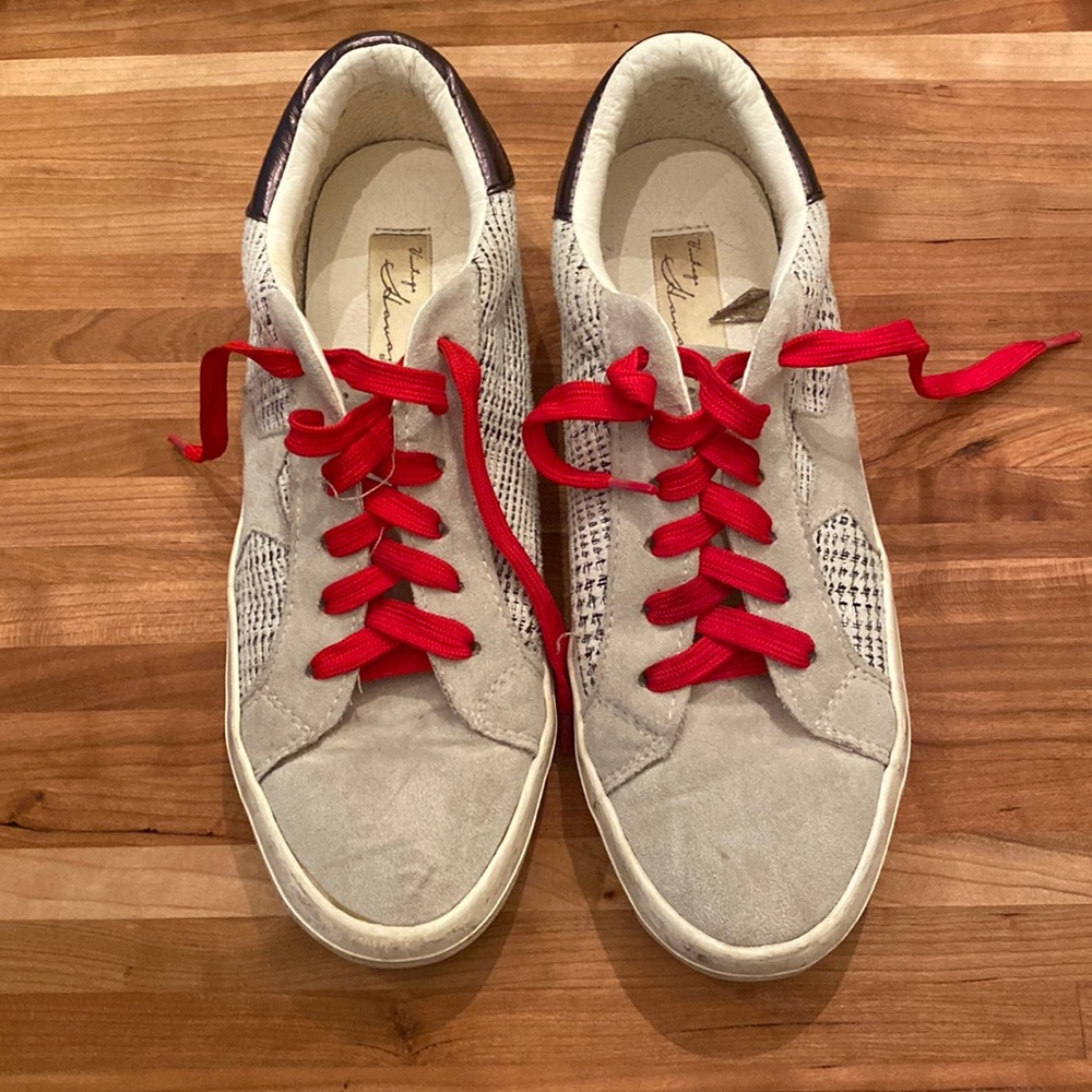 Vintage Havana low top grey/white sneaker Sz 8